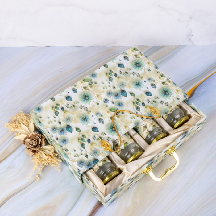 4 jar premium box with long containers - Image 6