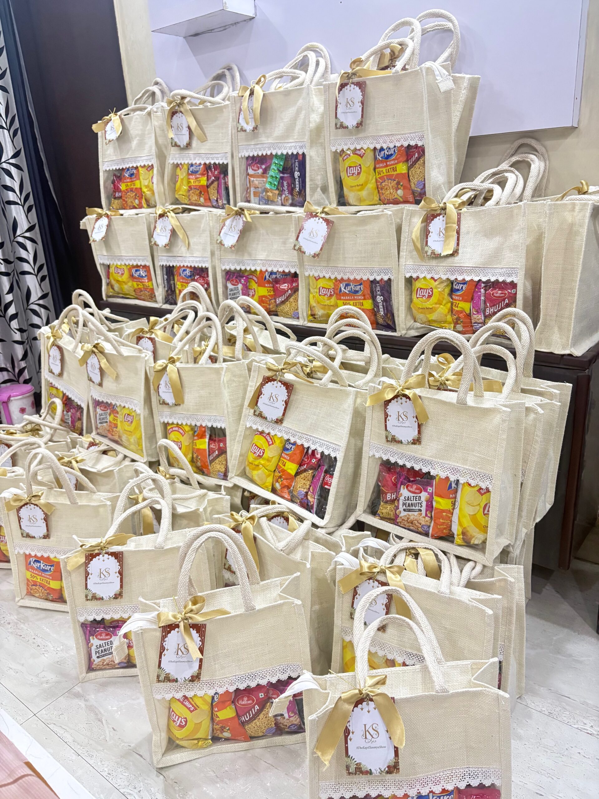 Personalized Jute Bag with 20+ Snacks - Image 3
