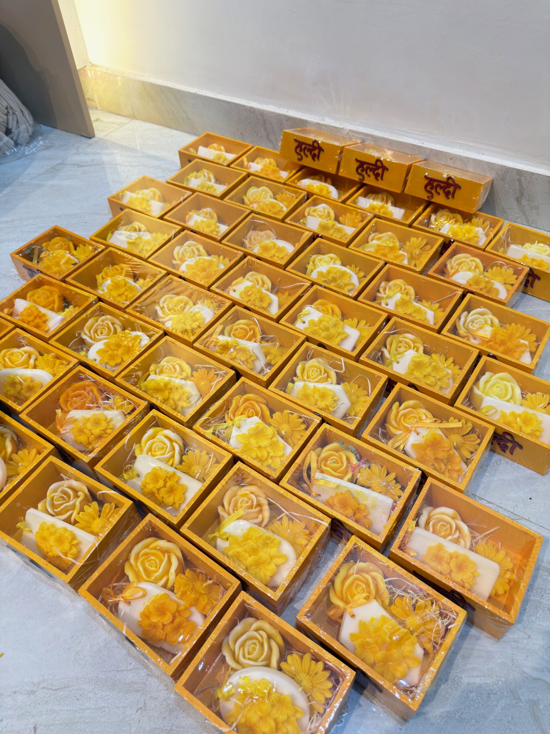 Haldi favor Bespoke Haldi Ceremony Favor: Handcrafted Tray with Scented Candles & Wax Sachet - Image 2